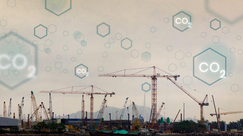 🏗️Ogni anno nel mondo utilizziamo 30 miliardi di tonnellate di cemento. Ma cosa succederebbe se questo materiale non solo servisse a costruire, ma anche a ripulire l’aria che respiriamo?
▫️
Un gruppo di ricercatori ha lanciato una sfida visionaria: trasformare mattoni, asfalto e cemento in strumenti attivi per catturare CO₂ e combattere il cambiamento climatico.
Non è fantascienza. È la nuova frontiera dell’edilizia sostenibile, ed è più vicina di quanto pensiamo.
▫️
👉🏼Scopri di più nel nostro ultimo articolo: https://www.grupposecchiaroli.it/mattoni-salvaclima-cos-il-cemento-cattura-la-co8322-nelle-costruzioni-n241.php
🔸🔸🔸
𝗚𝗿𝘂𝗽𝗽𝗼 𝗦𝗲𝗰𝗰𝗵𝗶𝗮𝗿𝗼𝗹𝗶.
𝑫𝒂𝒍 1949 𝒂𝒍 𝒕𝒖𝒐 𝒔𝒆𝒓𝒗𝒊𝒛𝒊𝒐 𝒏𝒆𝒍𝒍'𝒆𝒅𝒊𝒍𝒊𝒛𝒊𝒂.
📧 info@grupposecchiaroli.it
.
#edilizia #secchiaroli #ferramenta #costruzioni #caseinlegno #marche