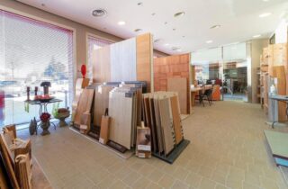 L'eccellenza non si racconta, si vive.
Se non hai ancora varcato la soglia del nostro showroom, ti invitiamo a scoprire un’esperienza pensata per chi ama il bello. 

Non è solo un’esposizione, ma un percorso tra materiali pregiati, finiture curate e soluzioni di puro design.
✔️Tocca con mano: Valuta la qualità dei dettagli che rendono unici i nostri prodotti.
✔️Lasciati ispirare: Trova la scintilla per il tuo prossimo progetto tra le nostre ambientazioni.
✔️Consulenza su misura: I nostri esperti sono a tua disposizione per trasformare i tuoi desideri in realtà.

Vieni a trovarci e dai forma alla tua idea di casa.
🔸🔸🔸
𝗚𝗿𝘂𝗽𝗽𝗼 𝗦𝗲𝗰𝗰𝗵𝗶𝗮𝗿𝗼𝗹𝗶.
𝑫𝒂𝒍 1949 𝒂𝒍 𝒕𝒖𝒐 𝒔𝒆𝒓𝒗𝒊𝒛𝒊𝒐 𝒏𝒆𝒍𝒍'𝒆𝒅𝒊𝒍𝒊𝒛𝒊𝒂.
📧 info@grupposecchiaroli.it
.
#edilizia #secchiaroli #ferramenta #costruzioni #caseinlegno #marche
