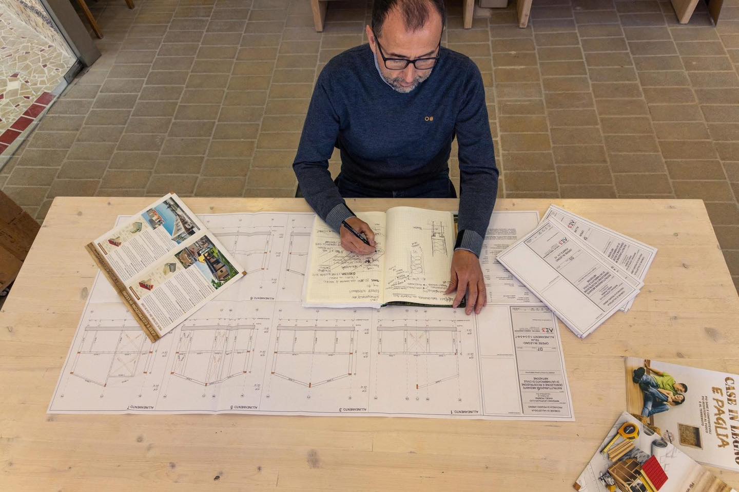 Dal 1949, mattone dopo mattone, siamo al vostro fianco. 🏗️✨

Il mercato dell'edilizia cambia alla velocità della luce, ma la nostra promessa resta la stessa: offrirvi solo il meglio dell’innovazione, selezionando prodotti capaci di unire massima qualità e prezzo competitivo.

Che tu stia progettando una grande opera o ristrutturando un piccolo angolo di casa, qui trovi:
🔹 I migliori marchi del settore.
🔹 Tecniche e strumenti costruttivi di ultima generazione.
🔹 Un team di esperti pronto a consigliarti la soluzione perfetta.

La nostra più grande soddisfazione? Un lavoro finale che supera le tue aspettative, senza sorprese sul budget. 💼🛠️

𝗚𝗿𝘂𝗽𝗽𝗼 𝗦𝗲𝗰𝗰𝗵𝗶𝗮𝗿𝗼𝗹𝗶.
𝑫𝒂𝒍 1949 𝒂𝒍 𝒕𝒖𝒐 𝒔𝒆𝒓𝒗𝒊𝒛𝒊𝒐 𝒏𝒆𝒍𝒍'𝒆𝒅𝒊𝒍𝒊𝒛𝒊𝒂.
📧 info@grupposecchiaroli.it
.
#caseinlegno #legno #paglia #edilizia #bioedilizia #sostenibilità #efficienzaenergetica #madeinitaly
